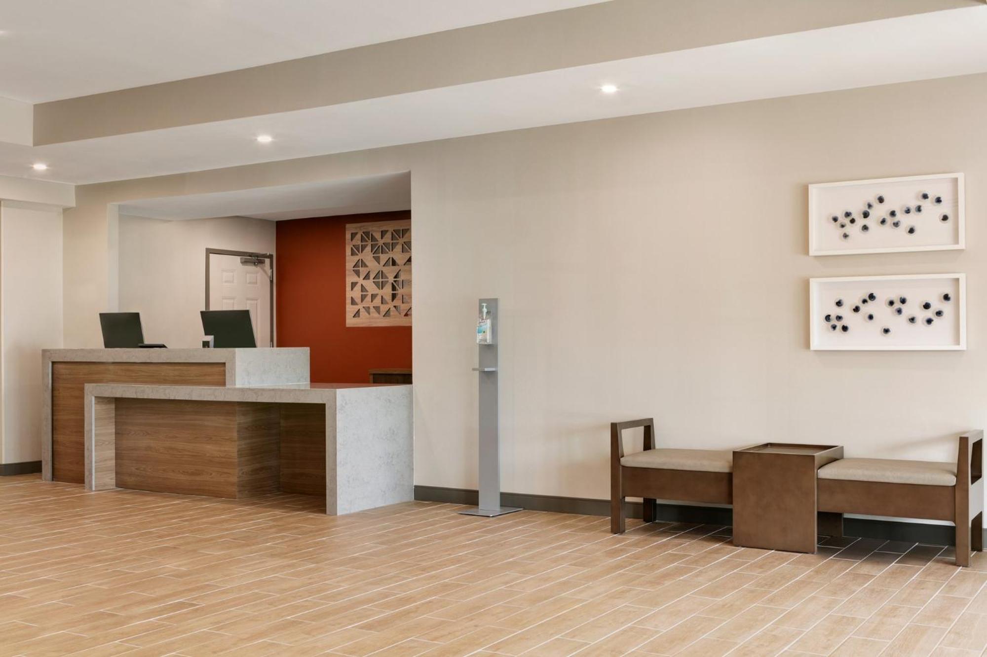 Candlewood Suites Kansas City Northeast By Ihg Ngoại thất bức ảnh
