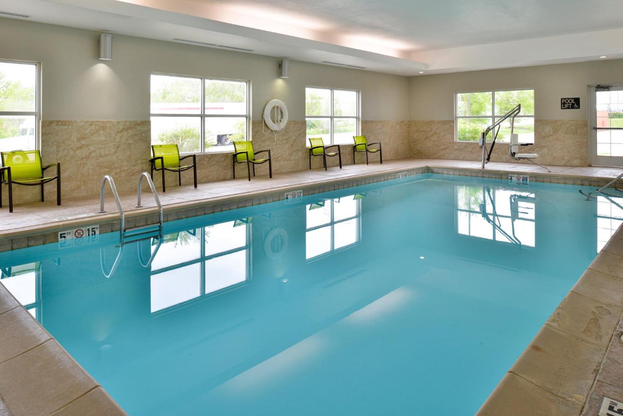 Candlewood Suites Kansas City Northeast By Ihg Ngoại thất bức ảnh